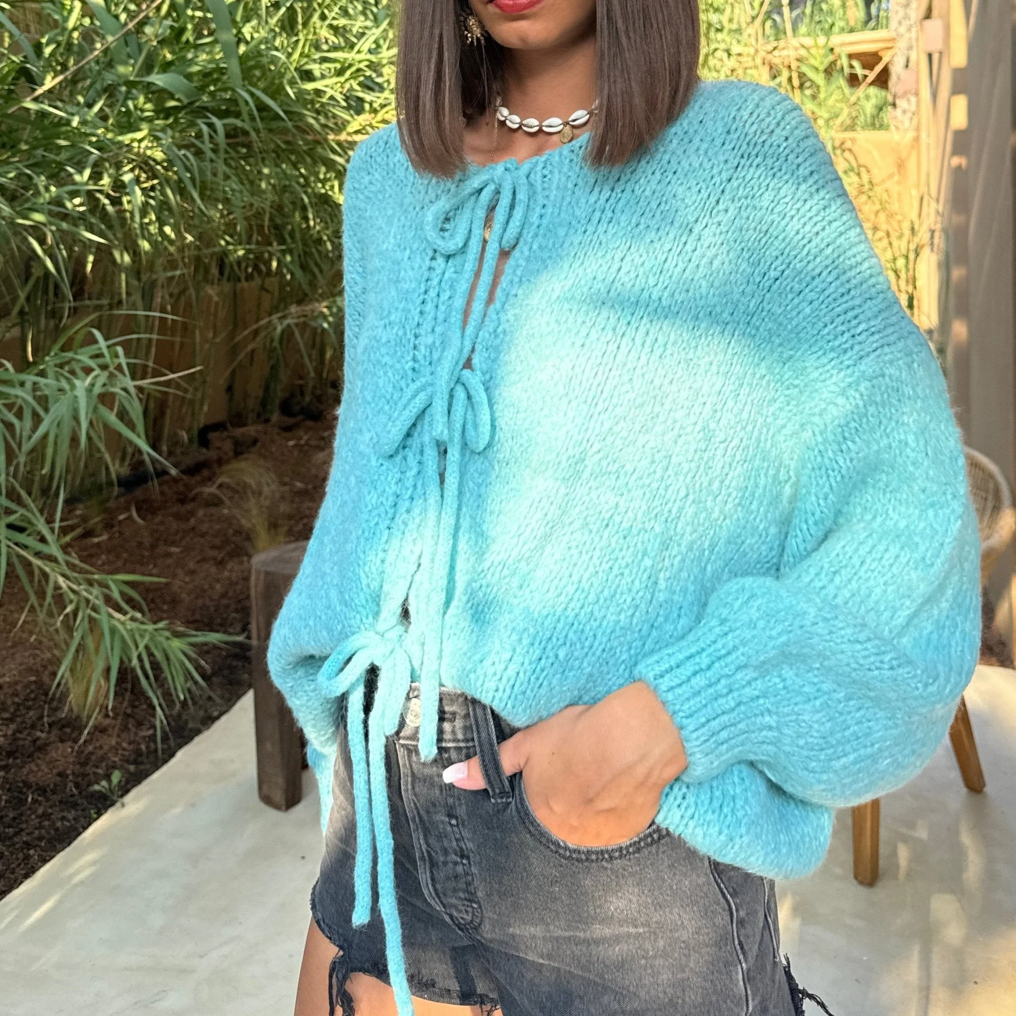 PULL NOEUD BLEU SOAN