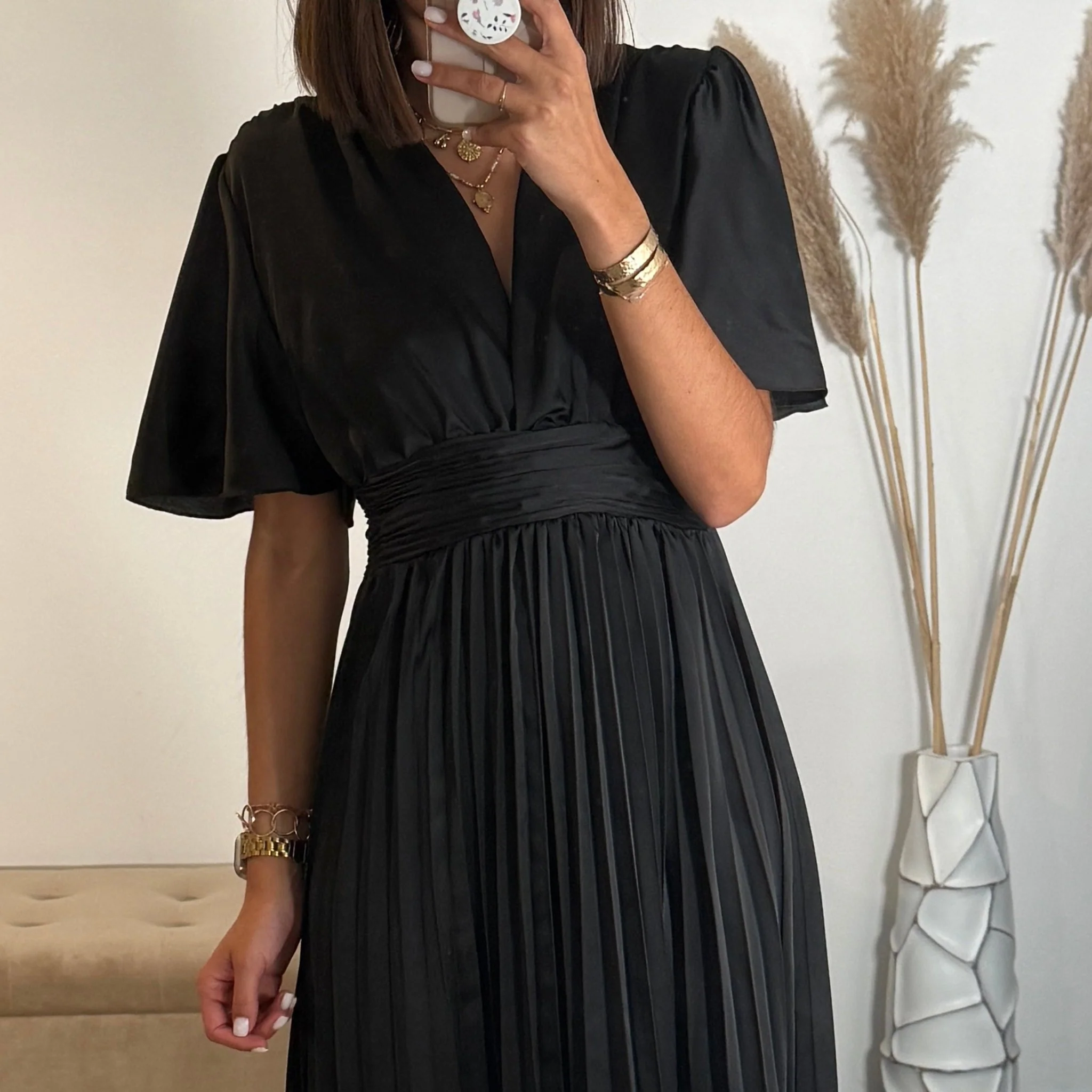 ROBE SATIN NOIRE ALBA - Image 2